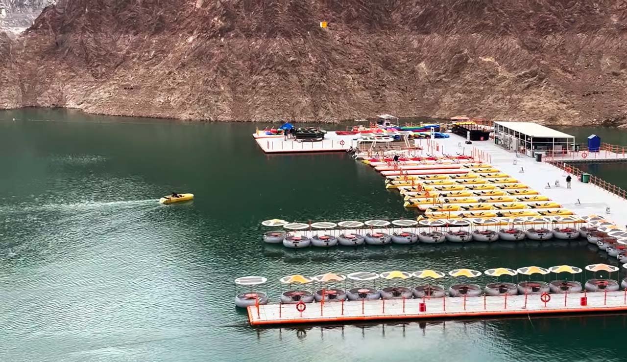 Kayaking at Hatta Dam
